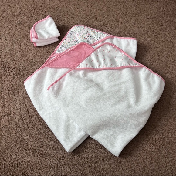 NWOT Chickpea Baby Girl 6Pc Bath Set - Picture 2 of 6